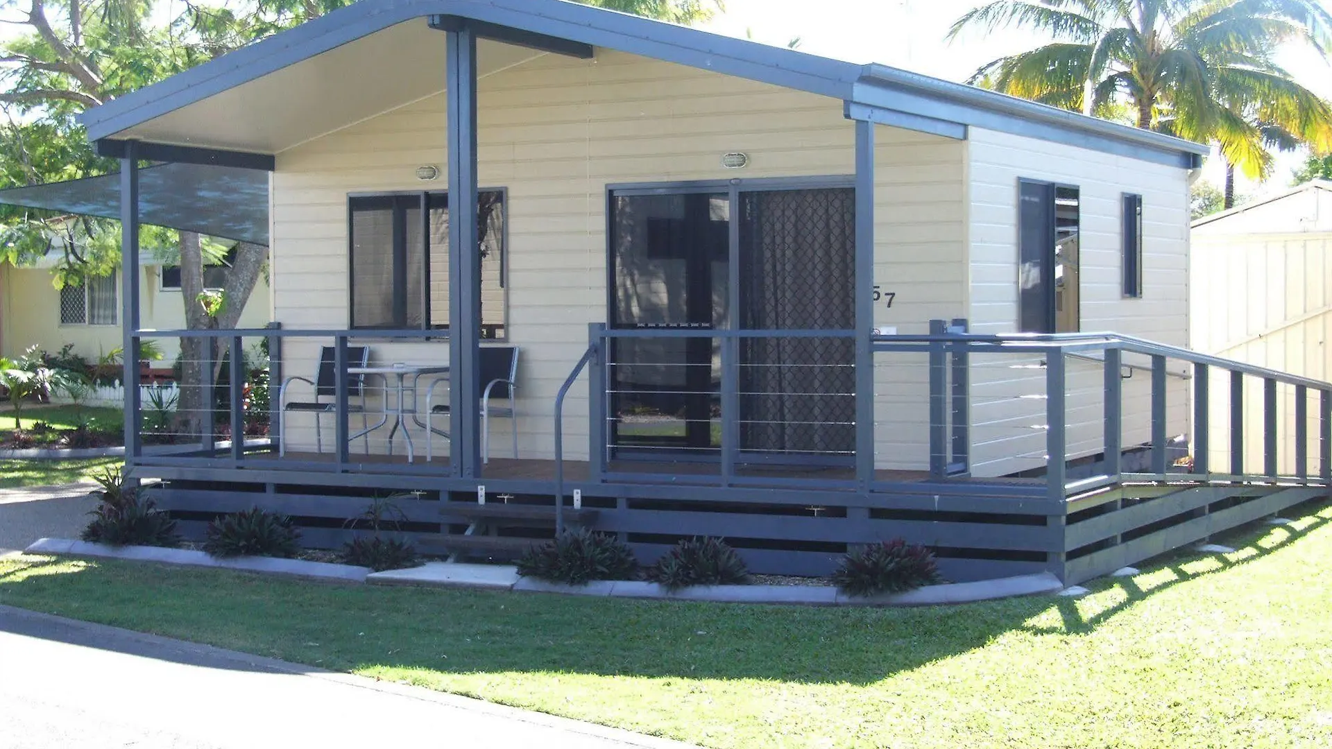 **** Holiday park Ingenia Holidays Hervey Bay Australia